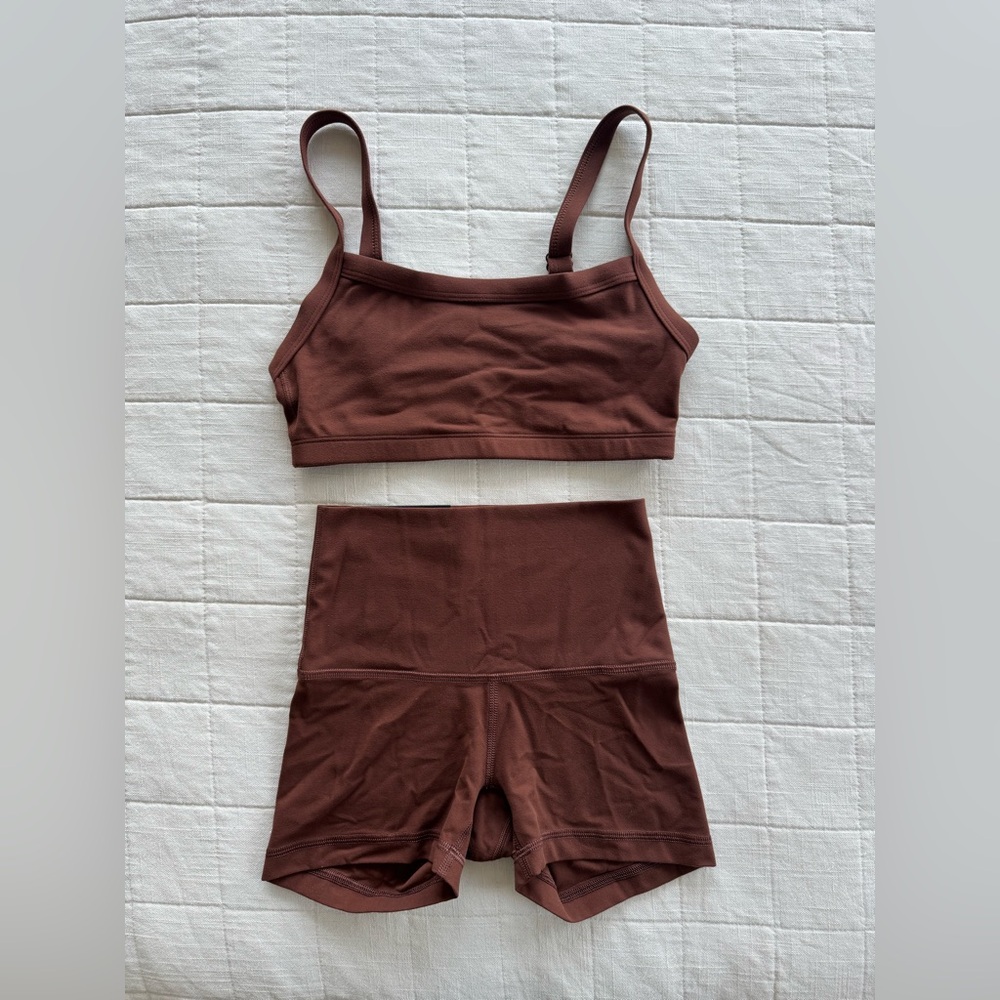 TNA BUTTER matching set biker short sport bra